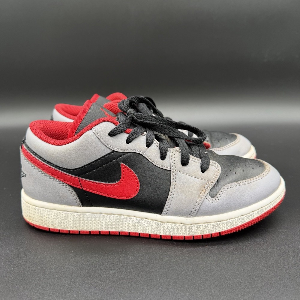 Air Jordan 1 Low (GS) Black/Fire Red Cement‎ Grey Size 4.5 Youth